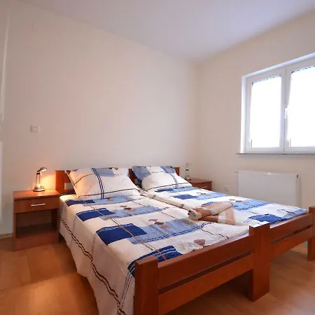 Galeb.2 Apartman *
